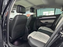 Volkswagen Magotan 2 Million Units Anniversary Edition 380TSI DSG Premier - ფოტო 5