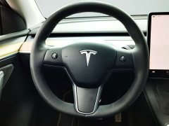 Tesla Model Y Long Range All-Wheel Drive - ფოტო 12