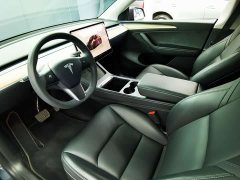 Tesla Model Y Long Range All-Wheel Drive - ფოტო 7