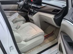 Buick GL8 2023 Land Executive Cabin 652T Luxury - ფოტო 14
