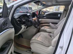 Buick GL8 2023 Land Executive Cabin 652T Luxury - ფოტო 7