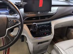 Buick GL8 2023 Land Executive Cabin 652T Luxury - ფოტო 9