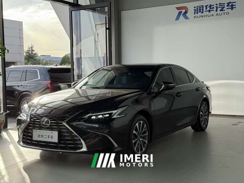 2025 Lexus ES 300h Premium Edition - ავტომობილი ჩინეთიდან