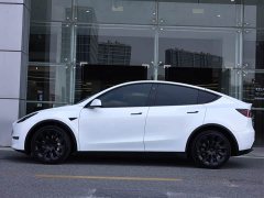 Tesla Model Y Facelift Long Range All-Wheel Drive - ფოტო 8