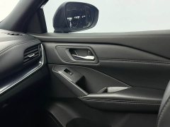 Nissan Qashqai 1.3T CVT Luxury Edition - ფოტო 11