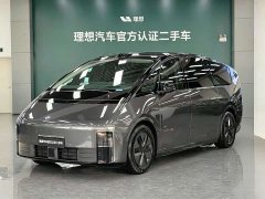 Li Auto Li Xiang MEGA Ultra - ფოტო 1