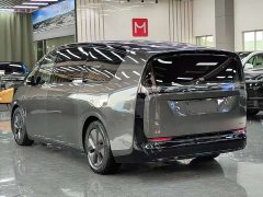 Li Auto Li Xiang MEGA Ultra - ფოტო 13