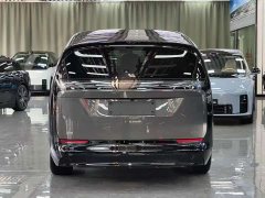 Li Auto Li Xiang MEGA Ultra - ფოტო 14