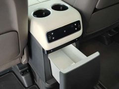 Li Auto Li Xiang MEGA Ultra - ფოტო 6