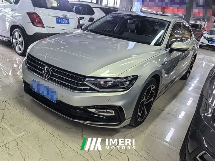 Volkswagen Magotan 2 Million Units Commemorative Edition 330TSI DSG Luxury