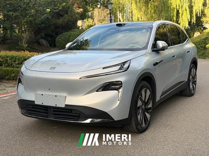 Buick Zhijing E7 1600 Fully Loaded Edition