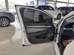 Volkswagen Golf 2021 280TSI DSG 30th Anniversary Edition - ფოტო 7