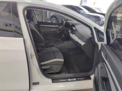 Volkswagen Golf 2021 280TSI DSG 30th Anniversary Edition - ფოტო 8