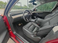 Tesla Model Y Standard Range RWD - ფოტო 4