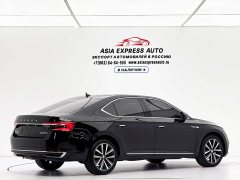 Skoda Superb TSI280 DSG Prestige - ფოტო 4