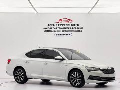 Skoda Superb TSI280 DSG Prestige - ფოტო 3