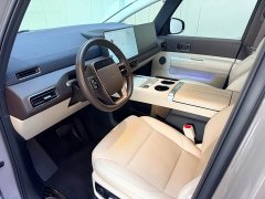 Li Auto Li Xiang MEGA Ultra - ფოტო 9