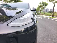 Tesla Model Y Rear-Wheel Drive - ფოტო 8