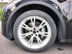 Tesla Model Y Rear-Wheel Drive - ფოტო 9