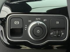 Mercedes-Benz A-Class 2022 A 180 L Sport Sedan - ფოტო 19