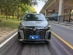 Buick GL8 2023 Land Executive Cabin 652T Luxury - ფოტო 2