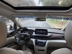 Buick GL8 Land Business Class 652T Luxury - ფოტო 10