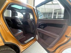 Bentley Bentayga 4.0T V8 Long Wheelbase - ფოტო 12