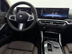 BMW 3 Series 320Li M Sport Package - ფოტო 10