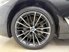 BMW 5 Series 530Li Premier M Sport Package - ფოტო 19