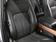 Land Rover Defender 110 P400 Dark Edition - ფოტო 16