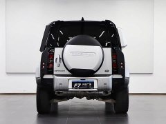 Land Rover Defender 110 P400 Dark Edition - ფოტო 5