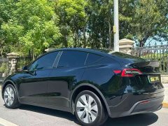 Tesla Model Y Long Range All-Wheel Drive - ფოტო 5