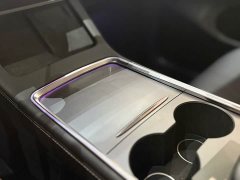 Tesla Model Y Rear-Wheel Drive - ფოტო 14