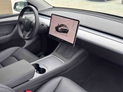 Tesla Model Y Rear-Wheel Drive - ფოტო 6