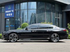 BMW 7 Series 2023 740Li Luxury M Sport Package - ფოტო 5