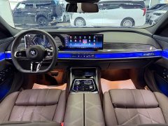 BMW 7 Series 2023 740Li Luxury M Sport Package - ფოტო 8