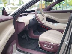 Xiaomi YU7 2025 Rear-Wheel Drive Long-Range Edition - ფოტო 17