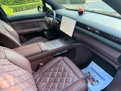 NIO ES8 Six-Seat Executive Signature Edition - ფოტო 10