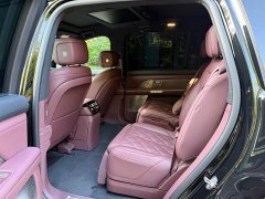 NIO ES8 Six-Seat Executive Signature Edition - ფოტო 6