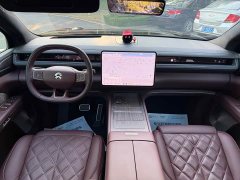 NIO ES8 Six-Seat Executive Signature Edition - ფოტო 7