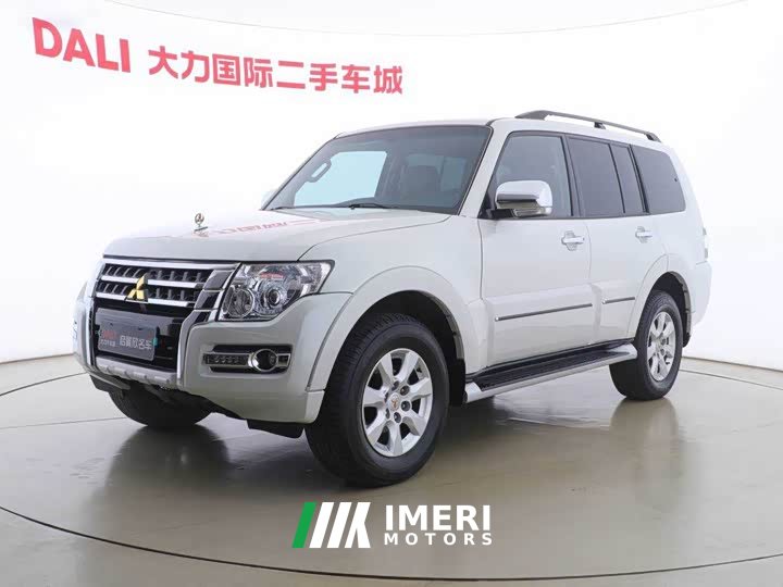 Mitsubishi (Imported) V93 2021 3.0L Middle East Version - ავტომობილი ჩინეთიდან