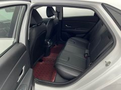 Hyundai Elantra 2021 1.5L CVT Luxury - ფოტო 14