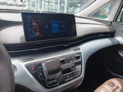 SAIC MG iMAX8 2023 400TGI Comfort Edition - ფოტო 4