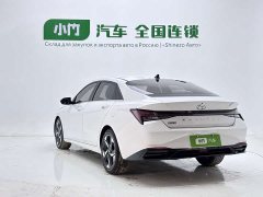 Hyundai Elantra 2022 1.5L CVT Luxury - ფოტო 4