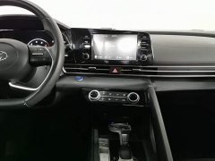 Hyundai Elantra 1.5L CVT GLX Elite - ფოტო 12