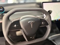 Tesla Model 3 Performance All-Wheel Drive - ფოტო 11