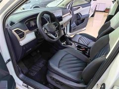 Volkswagen Touareg 2023 300TSI FWD Moon Honor Edition - ფოტო 17