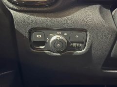 Mercedes-Benz Vito 2024 2.0T Business Edition 7-Seater - ფოტო 17
