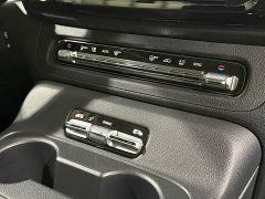 Mercedes-Benz Vito 2024 2.0T Business Edition 7-Seater - ფოტო 18