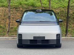 Li Auto Li Xiang MEGA Ultra - ფოტო 2